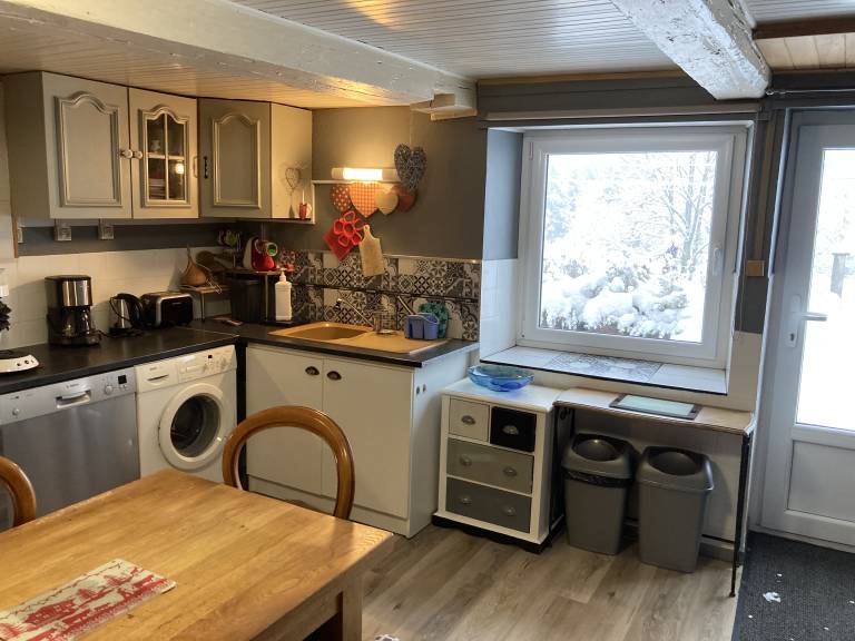Gite with grill & yard | River view — photo 5
