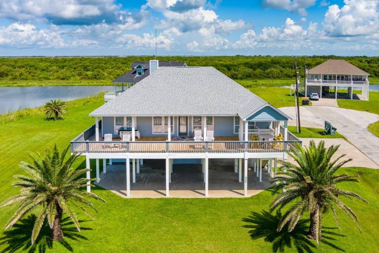 Wonderful house with grill | Beach view | Pet-friendly in Bolivar, TX
