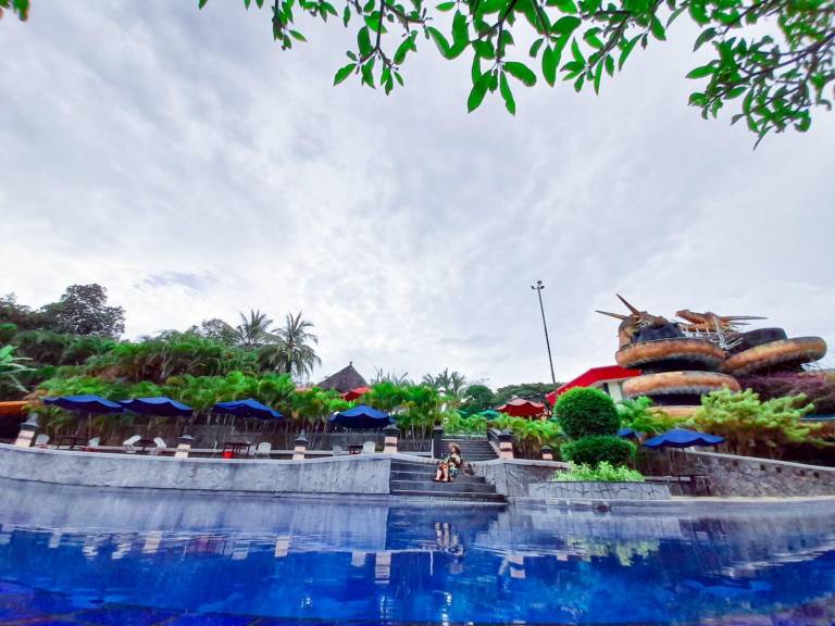 The Jhon s Cianjur Aquatic Resort