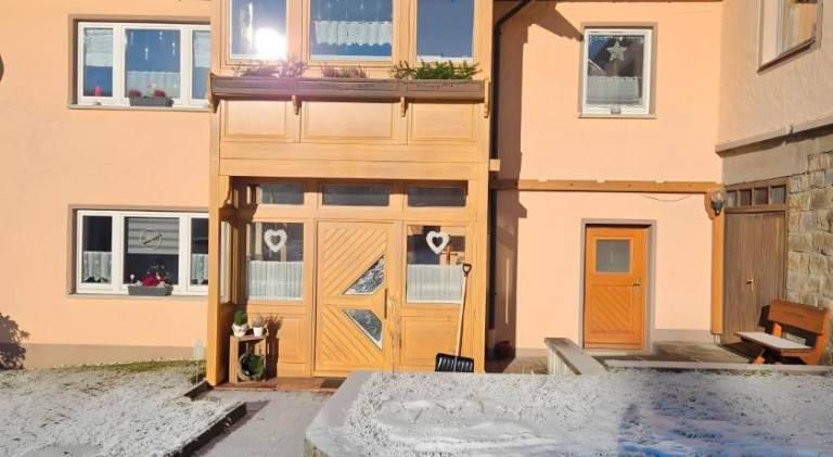 Wonderful rental apartment | Pet-friendly in Bischofsgruen