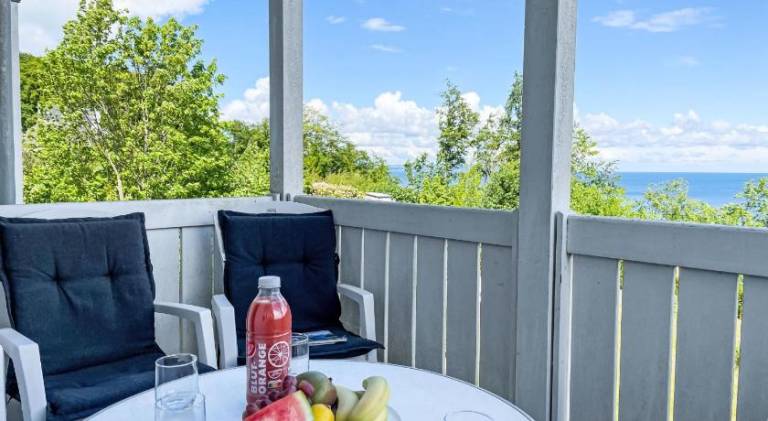 Lovely holiday apartment | Next to the beach | Pets allowed in Sellin