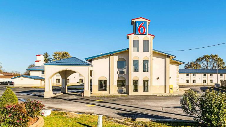 Motel 6 Urbana, IL in Champaign, IL