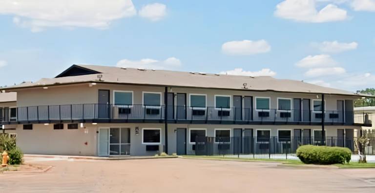 Studio City Suites, a Travelodge by Wyndham in Texarkana, TX