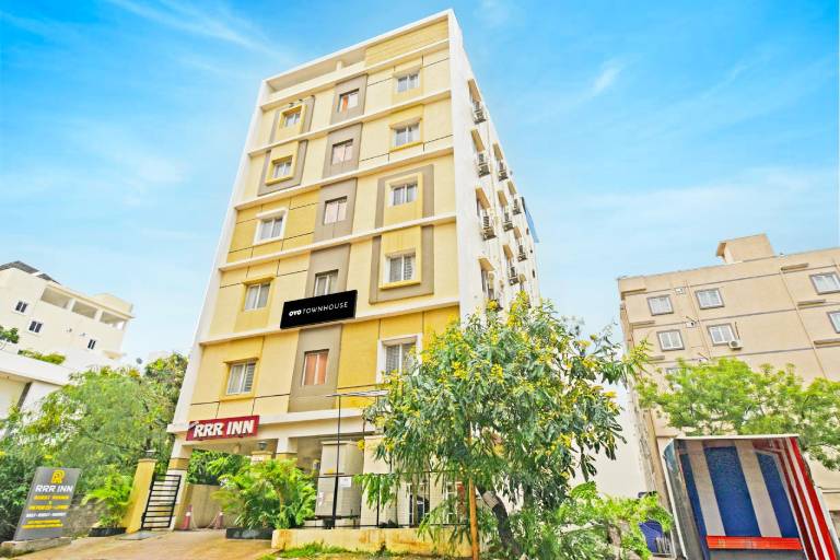 Super Townhouse Kondapur Near Botanical Garden Formerly RRR Inn in Hyderabad