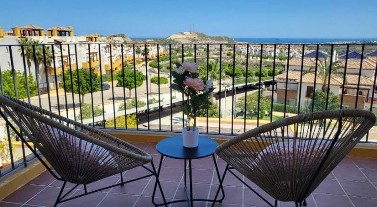 Rental apartment with pool & hot tub in Playas