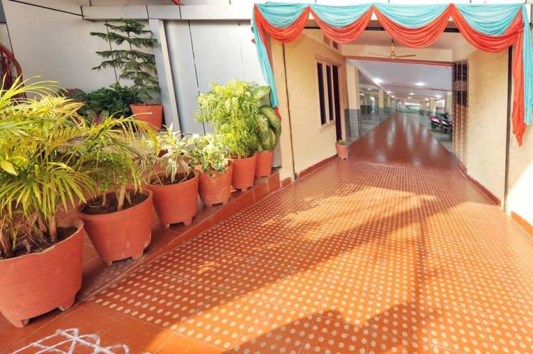 Shree Laxmi Guest House