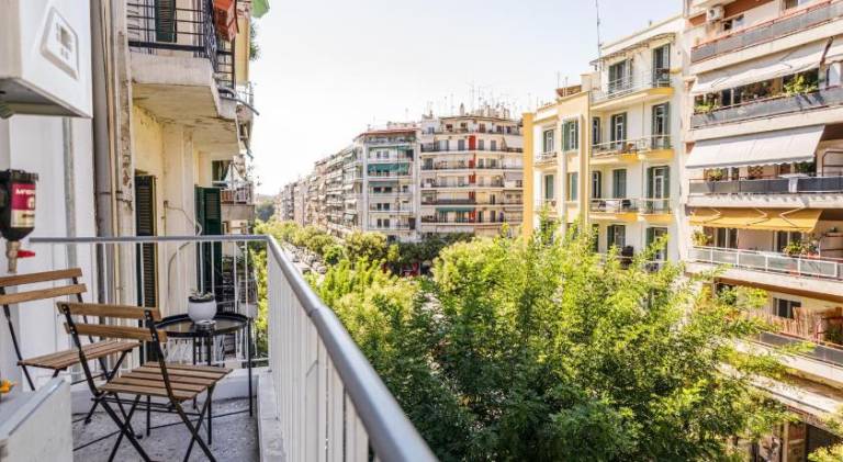 Beautiful apartment | Next to Hagia Sophia | Pet-friendly in Thessaloniki
