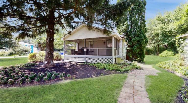 House | Pets are welcome in Rehoboth Beach, DE