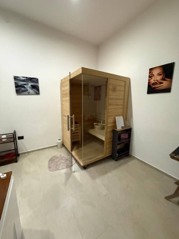 Apartment with sauna & jacuzzi — photo 5