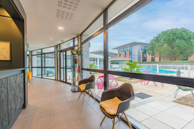 Pleasant serviced apartment with pool, sauna & garden | Good for workation | Pets allowed — photo 4