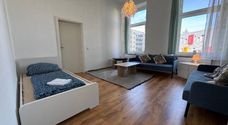 Rental apartment with 2 rooms for 4 persons — photo 2