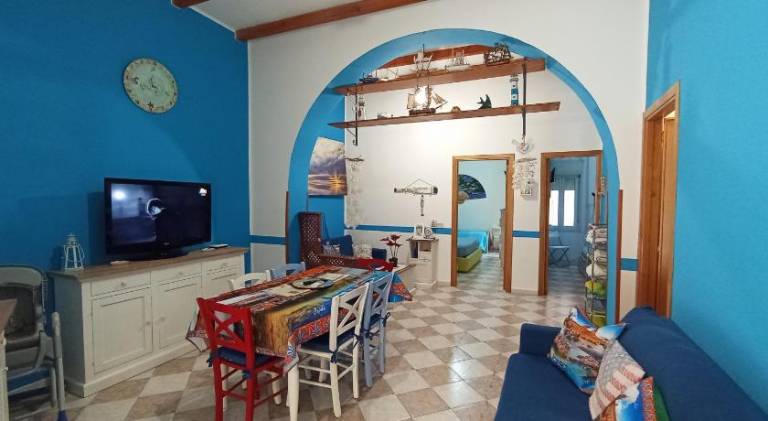 Holiday apartment with 2 rooms for 5 persons — photo 2