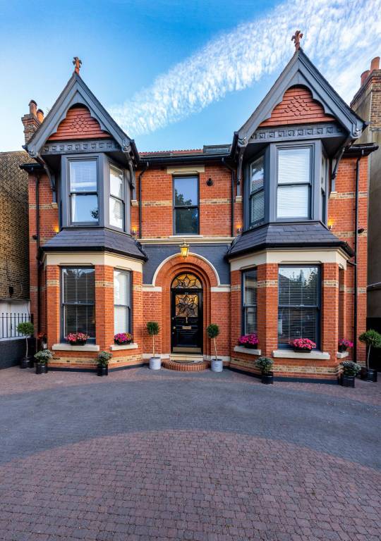 House  Wembley