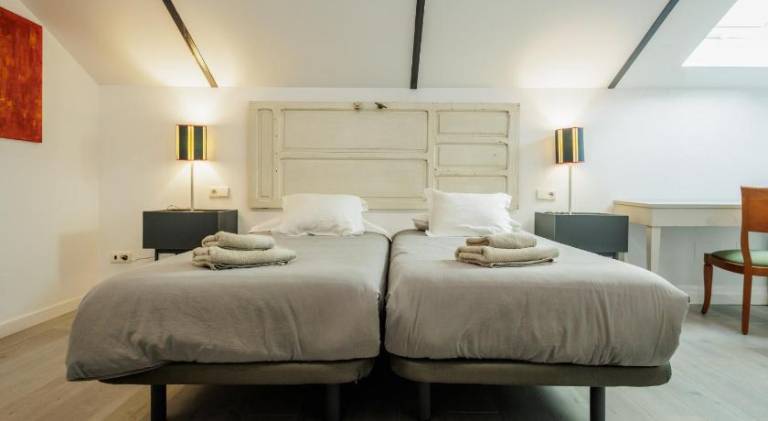 Fully equipped spacious apartment | Next to Metropol Parasol | Suitable for remote work | Pet-friendly — photo 4