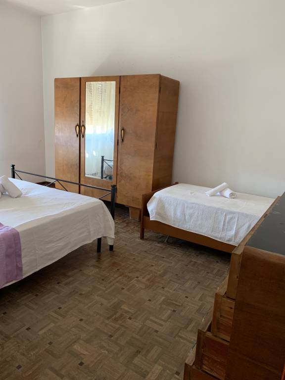 Rental apartment with 2 rooms for 8 persons — photo 2