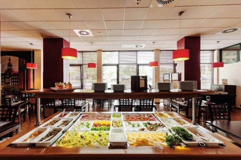 Great Polonia Silesian Economy Hotel — photo 4