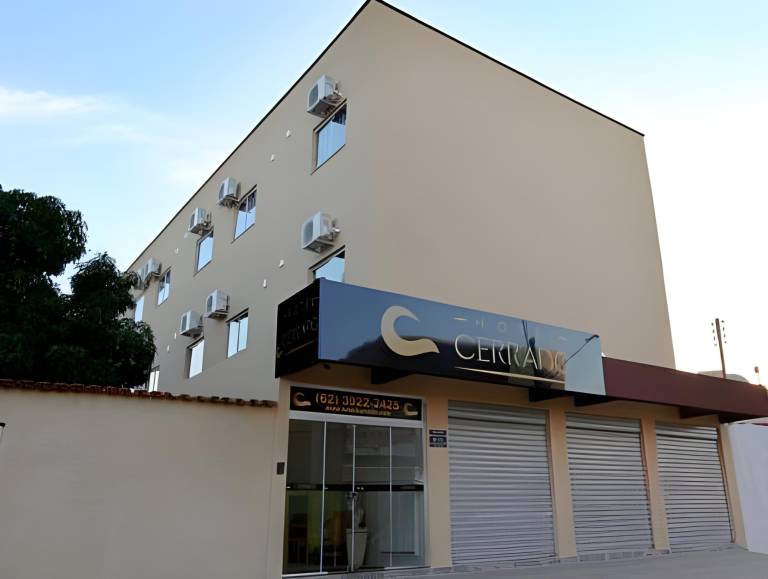 Hotel Cerrado