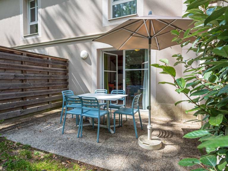 House with grill, terrace & heated pool — photo 2