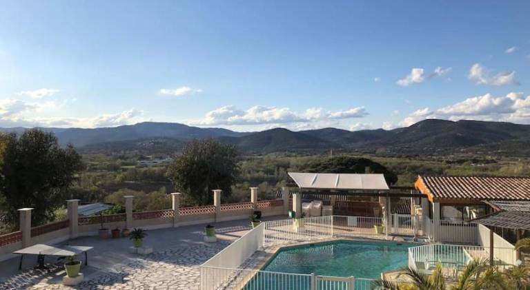 Holiday apartment with pool | Pet-friendly — photo 4