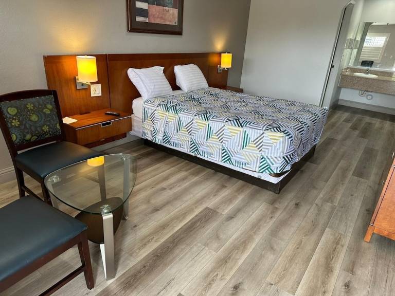 Motel  Morgan Hill