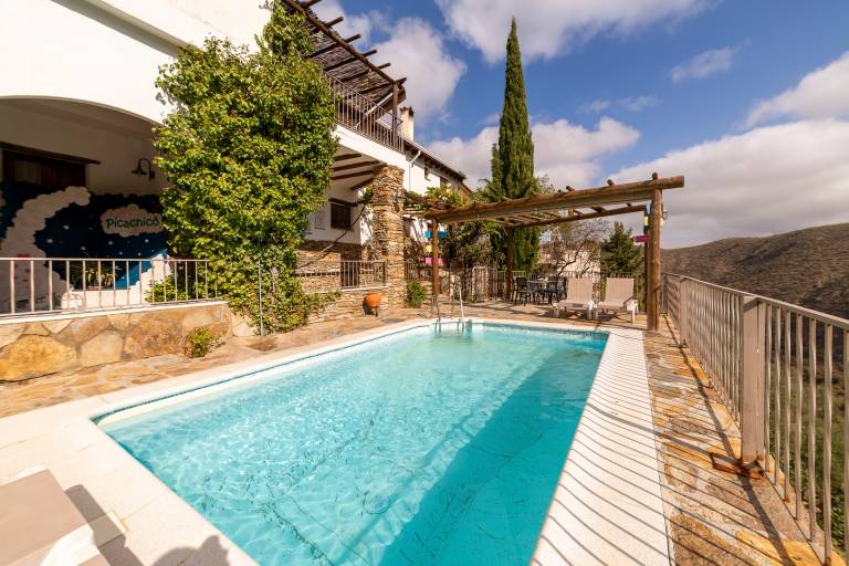 Country House 'Tenguerengue' with Mountain View, Wi-Fi and Air Conditioning in Almeria