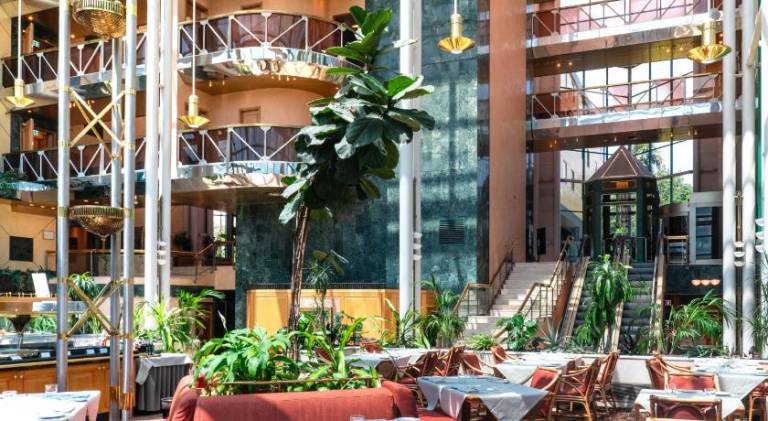 Royal Garden Hotel — photo 4