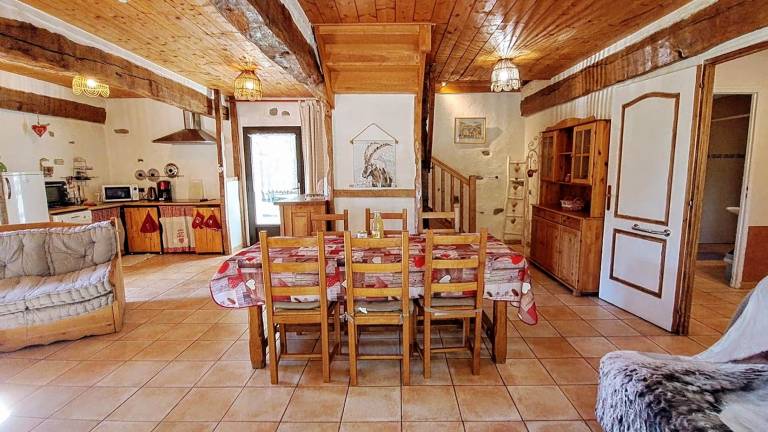 Gite with terrace, BBQ & garden | Pets allowed — photo 4