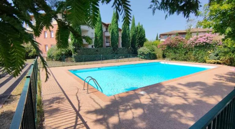 Beautiful holiday apartment with private pool & patio | Good for workation | Pets allowed — photo 3