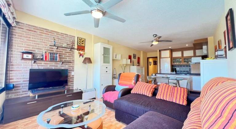 Apartment with pool — photo 2
