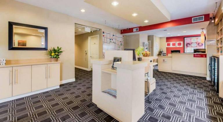 Suburban Studios Blue Ash-Cincinnati — photo 2