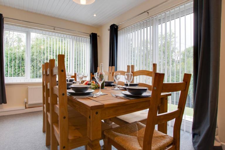 Family-friendly vacation home with yard & barbeque | Dogs allowed — photo 5