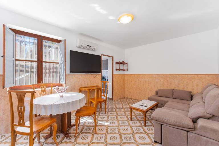 Nice vacation home with terrace | Pet-friendly — photo 2