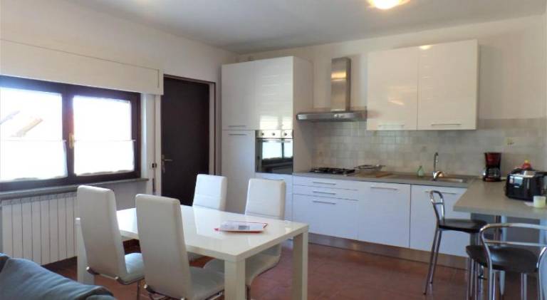 Family-oriented rental apartment with yard | Pet-friendly — photo 5
