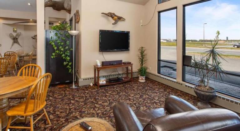 Kenai Airport Hotel — photo 2