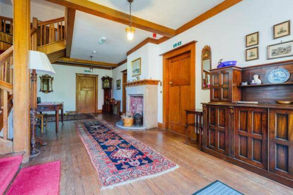 Spacious vacation home | Pets allowed — photo 5