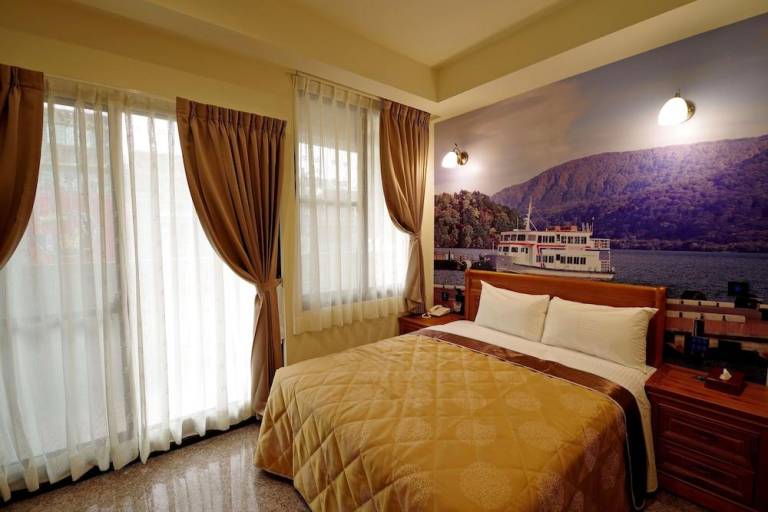Lucky Hotel — photo 2