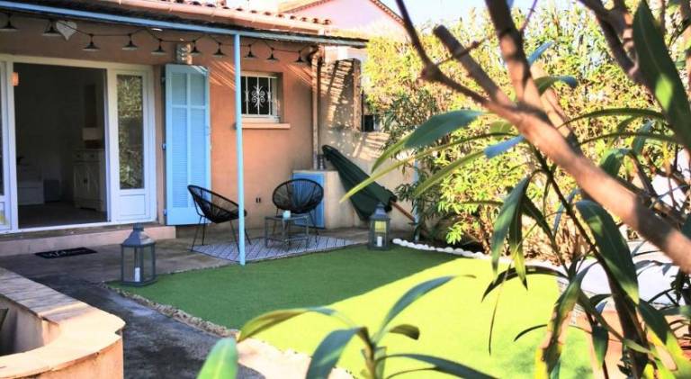 Apartment with grill, garden & terrace | Next to the beach | Pets are welcome — photo 2