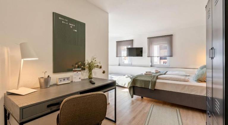 Rental apartment with 5 rooms for 12 persons — photo 2