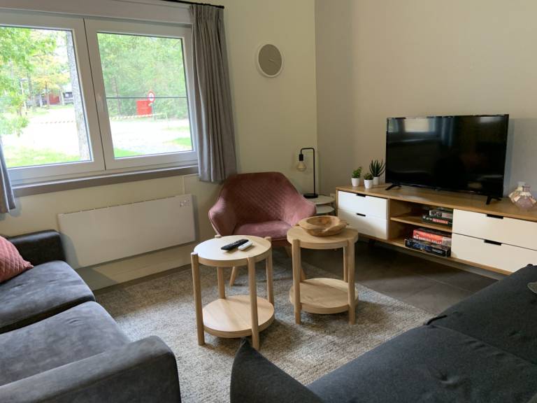 Vacation home with patio | Dogs allowed — photo 3
