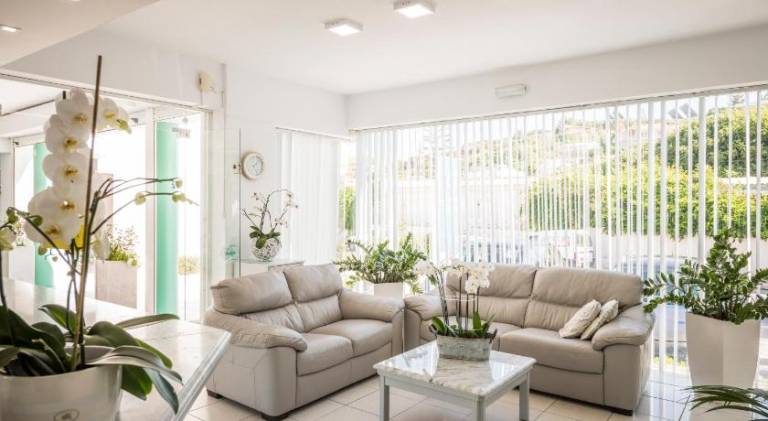 Serviced apartment with terrace & garden | Next to the beach | Pets are welcome — photo 3