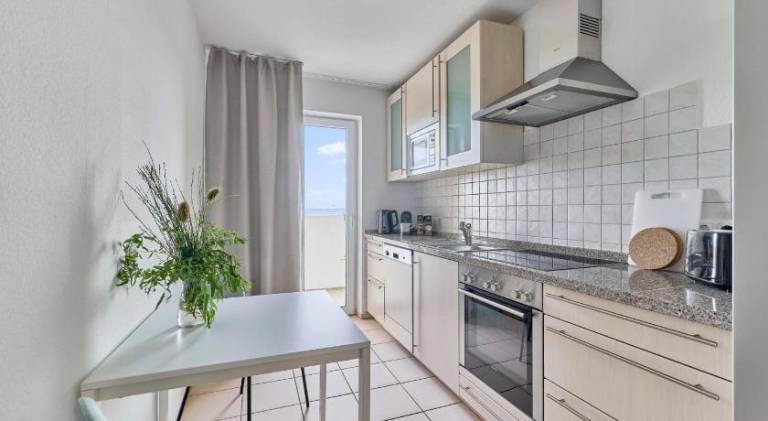 Rental apartment with 3 rooms for 5 persons — photo 2