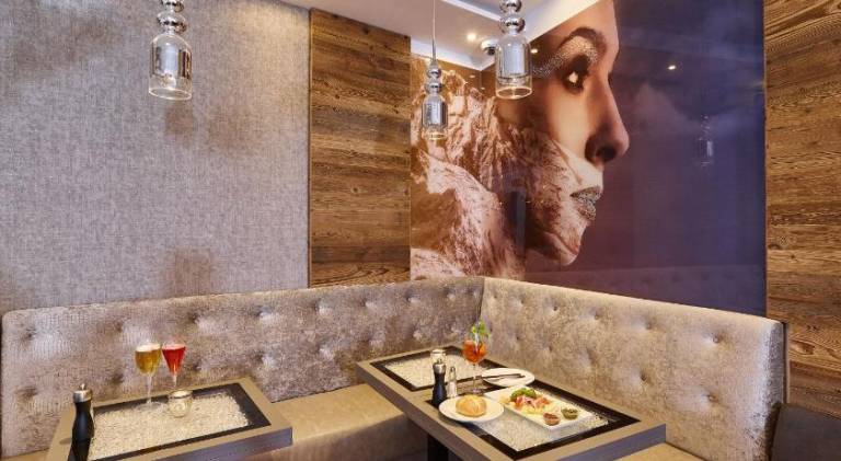 A-VITA Viktoria & A-VITA living luxury apartments — photo 3