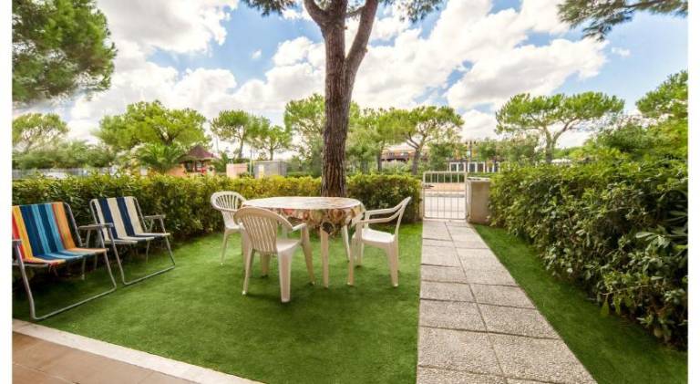 Lovely apartment with patio & garden | Next to the beach | Pet-friendly — photo 3