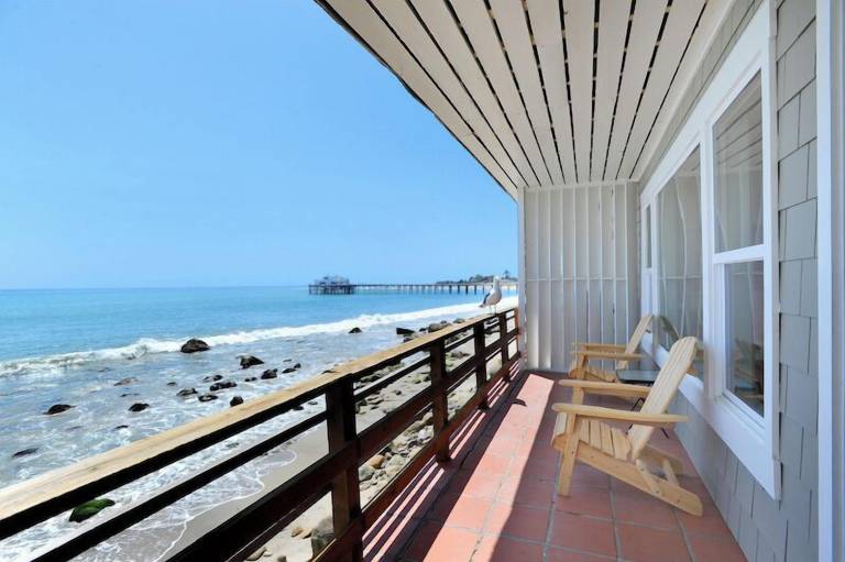 Apartment Eastern Malibu