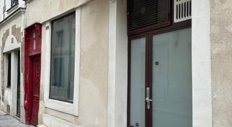 Serviced apartment with patio | Close to Notre-Dame de Paris | Suitable for remote work | Pets allowed — photo 3