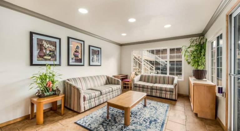 Americas Best Value Inn Ukiah — photo 4