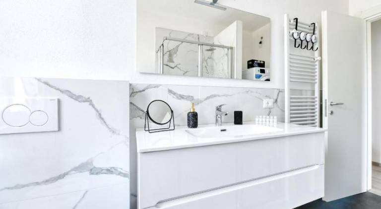 Beautiful rental apartment with pool | Pet-friendly — photo 5