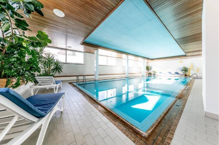 Ferienwohnung  Surlej