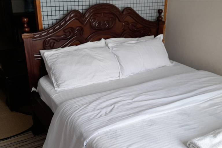 1 Bed Apartment Sleeps 2 in Nairobi Free Parking