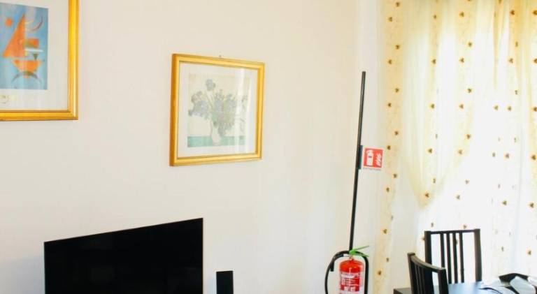 Fully equipped wonderful rental apartment with patio & barbeque | Good for workation | Pets are welcome — photo 2